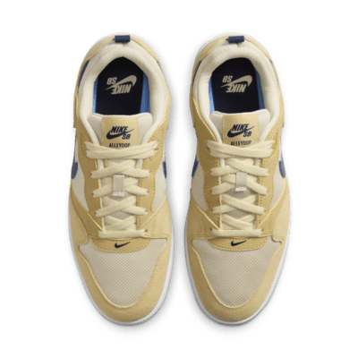 Nike SB Alleyoop Skate Shoes. Nike SI